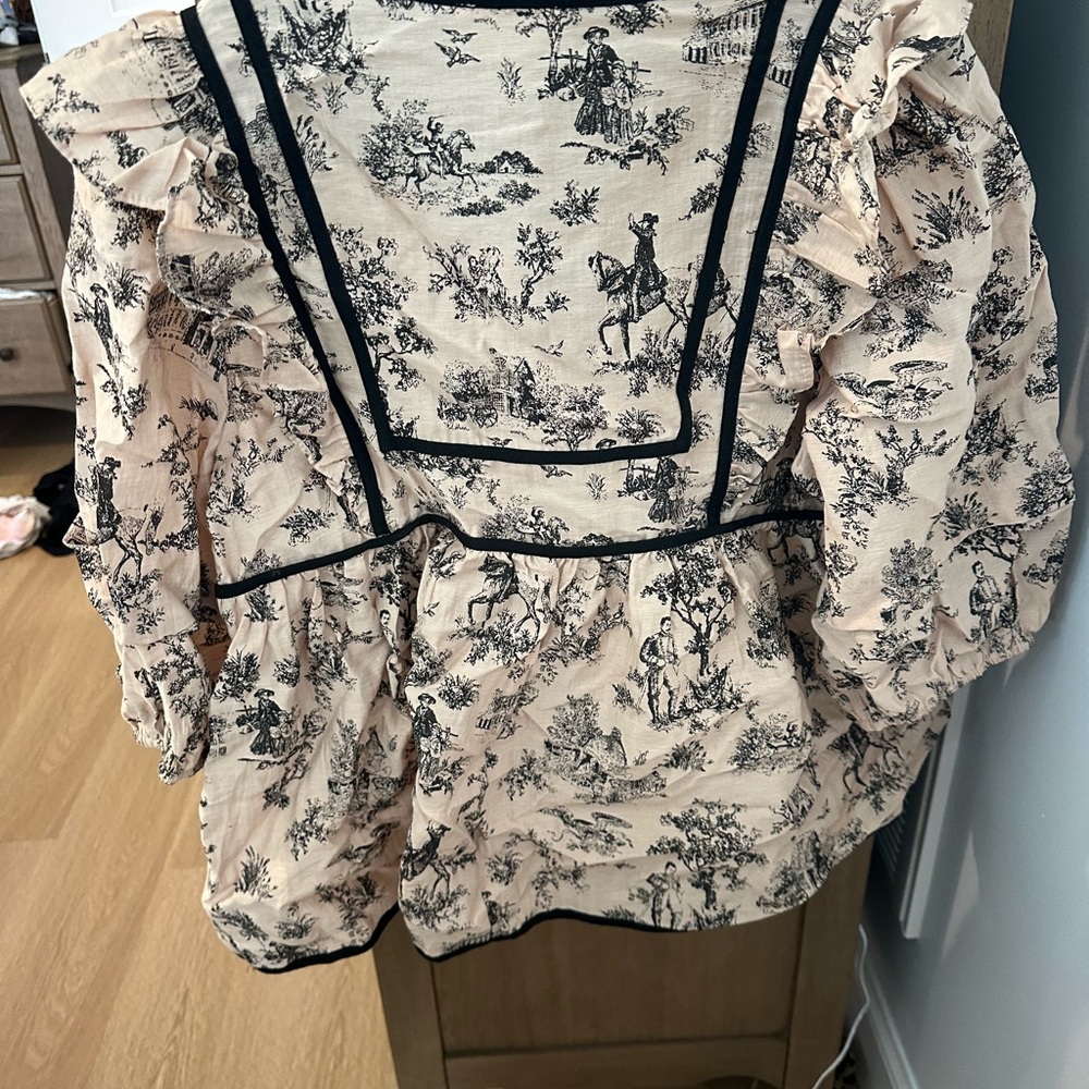 Umgee Cream and Black Ruffled Blouse